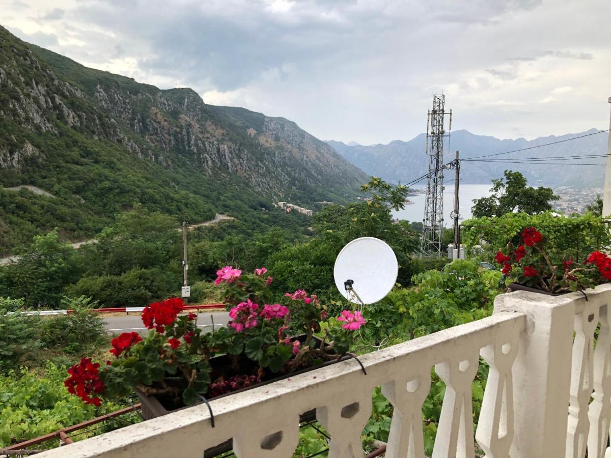Apartments Panoramic Paradise Котор Экстерьер фото